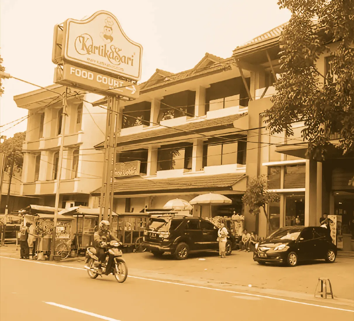 Kartika Sari building storefront